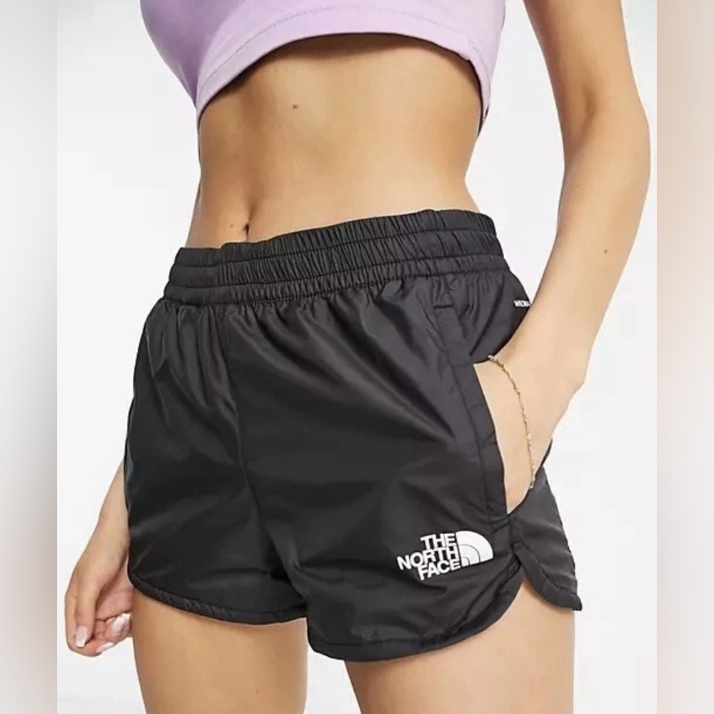 The North Face Vuori Women’s Mini Run Shorts Black Outdoors Biking Medium M